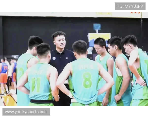 篮球学院加强青训教练员的职业职业化培养与管理,篮球青训师